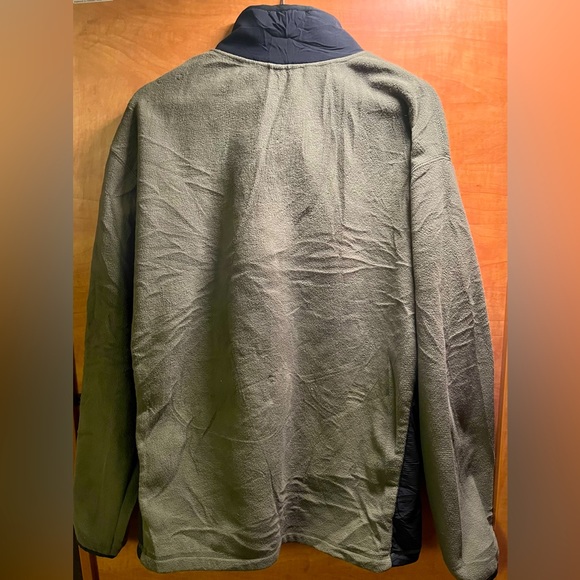 Two-Toned Textured Zip-Up Jacket - Picture 3 of 5